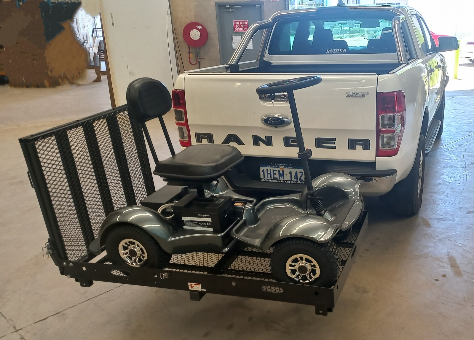 TOWBAR MOUNTED GOLF CART, MOBILITY SCOOTER, WHEELCHAIR CARRIER RACK