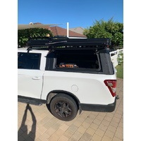 Product gallery images