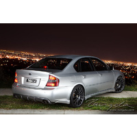Product gallery images