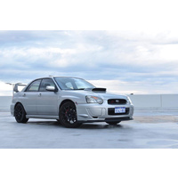 Product gallery images