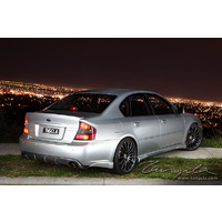 Product gallery images
