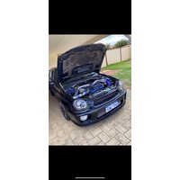 Product gallery images