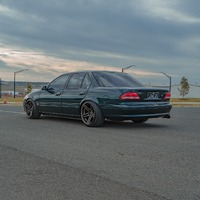 Product gallery images