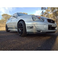 Product gallery images