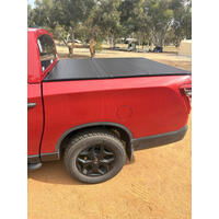 Product gallery images