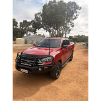 Product gallery images