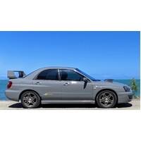 Product gallery images