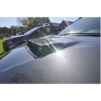 Product gallery images