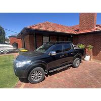 Product gallery images