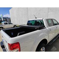 Product gallery images